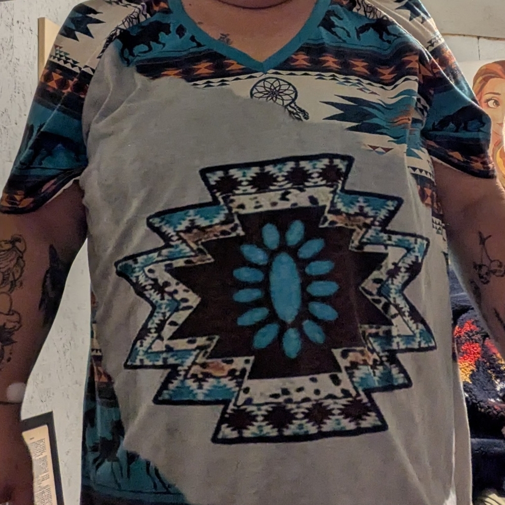 Qomens Plus Size Western Pattern Shirt